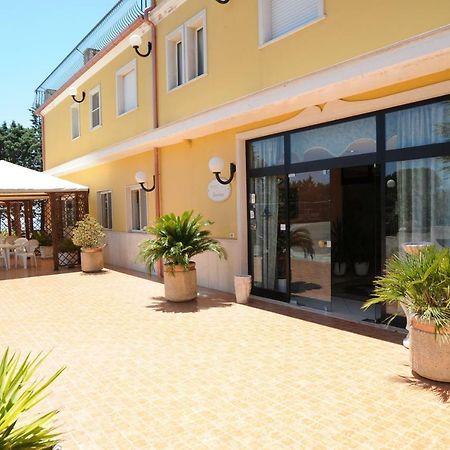Hotel Garden San Giovanni Rotondo Exteriör bild