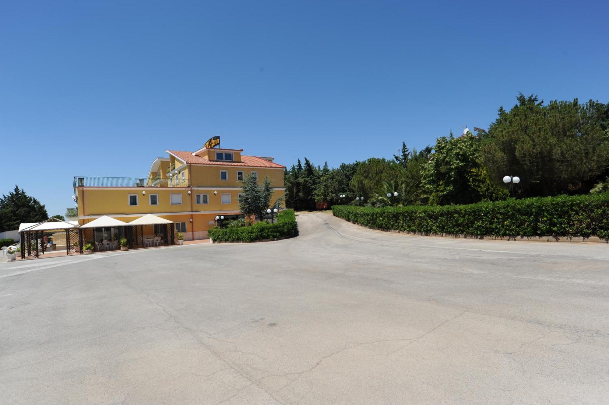 Hotel Garden San Giovanni Rotondo Exteriör bild