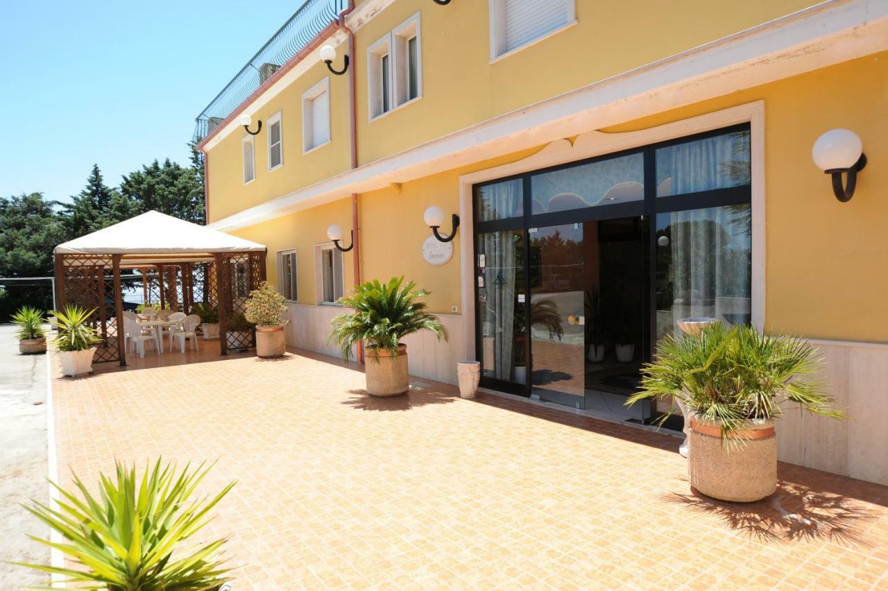 Hotel Garden San Giovanni Rotondo Exteriör bild